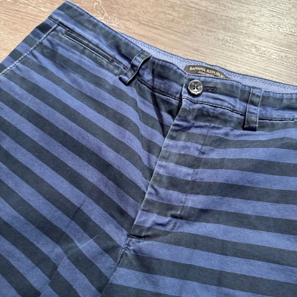 Banana Republic Shorts Mens 33 Blue‎ Striped Aiden Cotton Casual Chino Summer